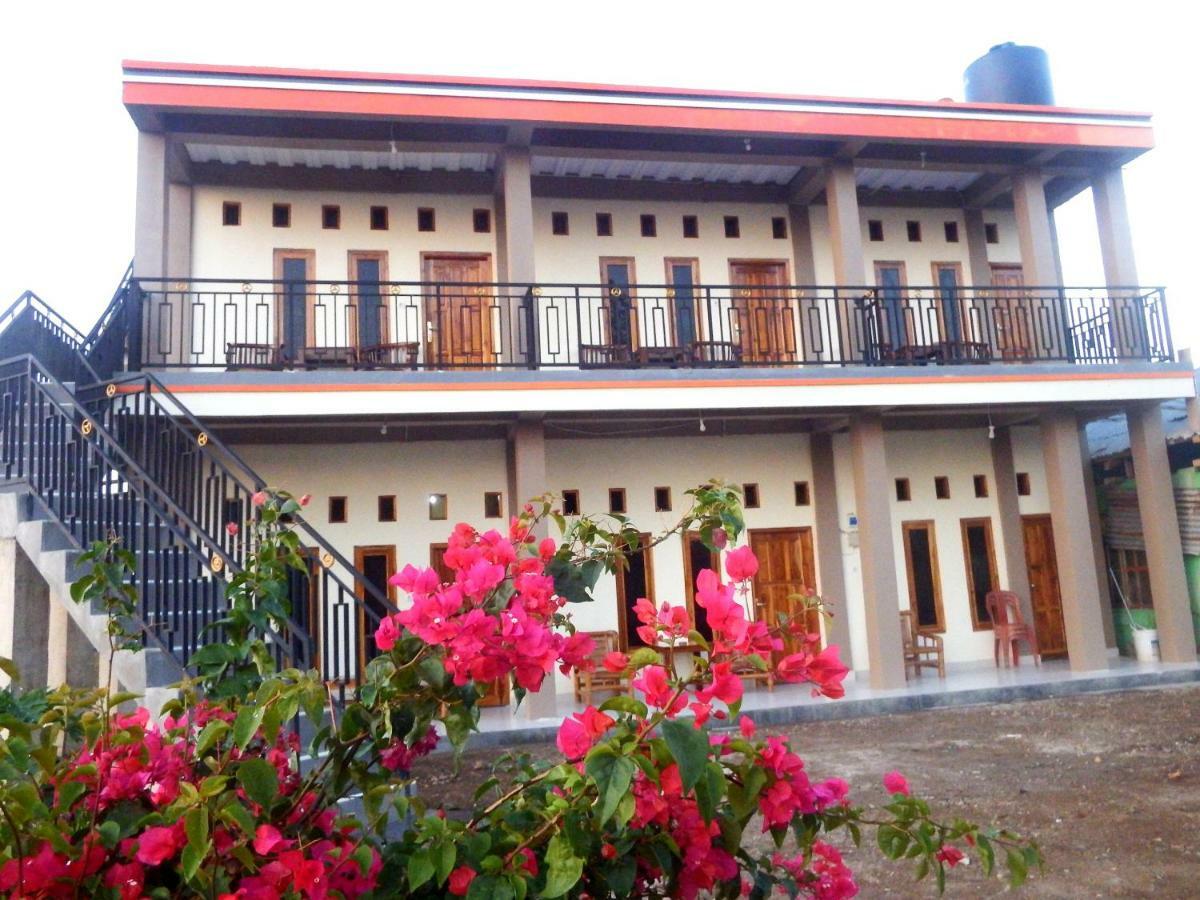 Golo Tango Homestay Labuan Bajo Buitenkant foto
