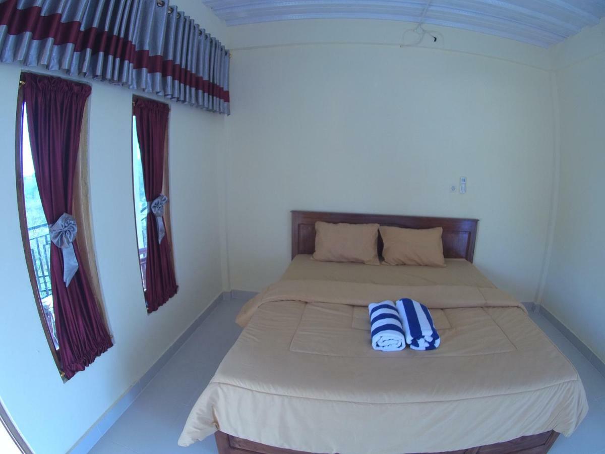 Golo Tango Homestay Labuan Bajo Buitenkant foto